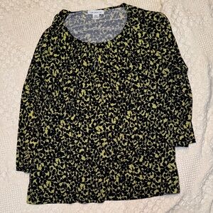 Liz Claiborne Black and Green Patterned Long 3/4 Sleeve Top